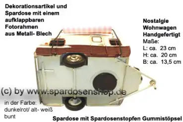 Nostalgie Wohnwagen dunkelrot unten